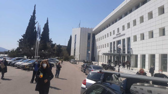 Υπουργείο Παιδείας: Εκκένωση του κτιρίου μετά από τηλεφώνημα για βόμβα (pics-vid)