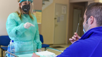 Αθήνα: Επίδειξη χρήσης των self test στα Δημοτικά Ιατρεία