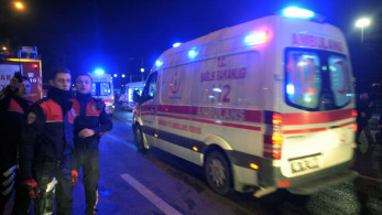 Λεωφορείο έπεσε σε στάση λεωφορείου στην Κωνσταντινούπολη και τραυμάτισε πεζούς (vid)