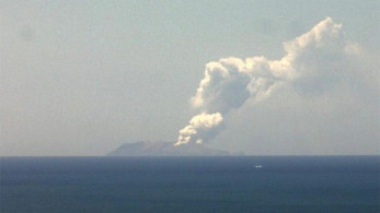 Νέα Ζηλανδία: Έκρηξη σε ηφαίστειο – 5 νεκροί, τραυματίες και αγνοούμενοι (pics&vid)