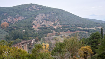 Εκδηλώσεις για τα 77 χρόνια από την ανατίναξη της γέφυρας στον Γοργοπόταμο