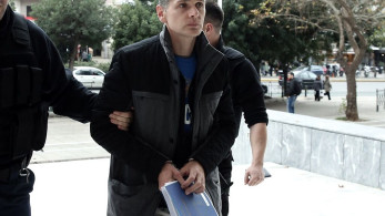 Βαλίτσες για Γαλλία ετοιμάζει ο Mr Bitcoin