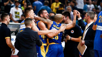 Πέταξε το Περιστέρι και πέρασε με ένα πόντο την ΑΕΚ