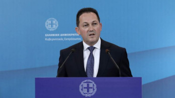 Πέτσας σε Χαρίτση για πρόκληση Τσαβούσογλου: Αφήνουμε τον ΣΥΡΙΖΑ στην τρικυμία του