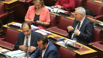 Ευέλικτο ωράριο: Ο νόμος που υπέγραψαν Ραγκούσης, Ξενογιαννακοπούλου και Κατσέλη