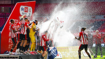 Επιστροφή Μπρέντφορντ στην Premier League, μετά από 74 χρόνια (vids)