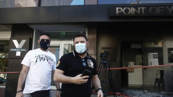 Εμπρηστικές επιθέσεις σε 2 επιχειρήσεις της συζύγου του Νίκου Χαρδαλιά