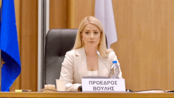Κύπρος: Η Αννίτα Δημητρίου η πρώτη γυναίκα που εκλέγεται πρόεδρος της Βουλής