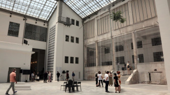 Ανοίγει την Παρασκευή το εμβληματικό κτίριο του πρώην Καπνεργοστασίου