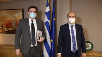 Έρχεται η ψηφιακή κάρτα εργασίας: Τι είναι και πώς θα λειτουργεί (βίντεο)