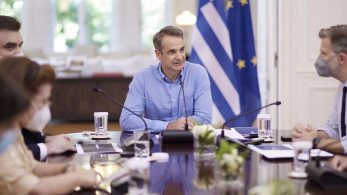 Μητσοτάκης: Προπληρωμένη κάρτα 150 ευρώ στους νέους με την πρώτη δόση εμβολίου