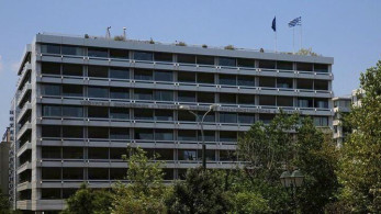 ΥΠΟΙΚ: “Ο ΣΥΡΙΖΑ νομίζει ότι μπορεί να παραπλανά και να κάνει το άσπρο-μαύρο”