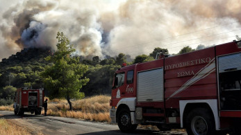Σε εξέλιξη οι φωτιές σε Κόρινθο και Αργολίδα