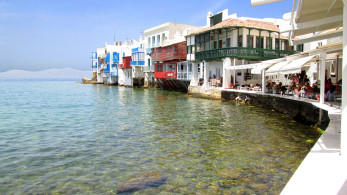 Σε κανονικότητα ξανά η Μύκονος- Το «μοντέλο Πάρου» σε έξι νησιά
