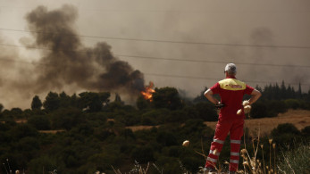 Φωτιά στη Βαρυμπόμπη: Διεκόπη η κυκλοφορία στην Αθηνών-Λαμίας
