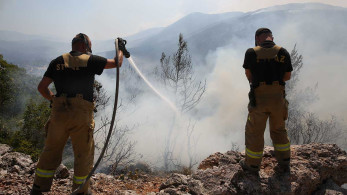 Πυρκαγιές: Καλή η κατάσταση στα Βίλια- Στο Παλαιοχώρι επικεντρώνονται οι πυροσβέστες