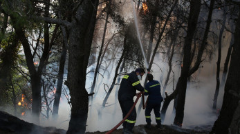 Τραυματίστηκε πυροσβέστης στην Πάρνηθα