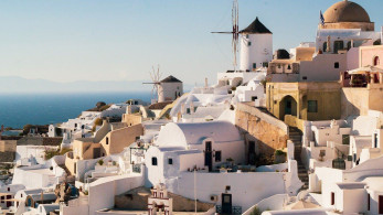 FT: Η Ελλάδα νικήτρια στην ανάκαμψη του τουρισμού στην Ευρώπη