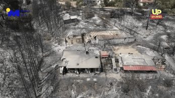Φωτιά στη Βαρυμπόμπη: Κόβει την ανάσα βίντεο από drone