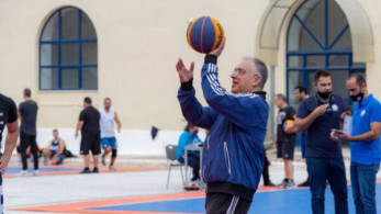 Θεοδωρικάκος – Έπαιξε σε τουρνουά μπάσκετ