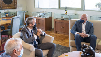 Θεσσαλονίκη: Νέα κινητή μονάδα εμβολιασμού στη Ν. Παραλία