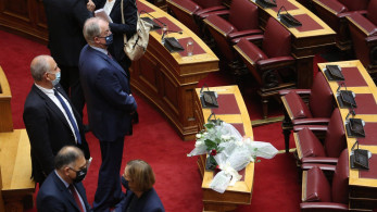 Ο Κωνσταντίνος Τασούλας αποχαιρέτισε την Φώφη Γεννηματά στην Ολομέλεια του Κοινοβουλίου