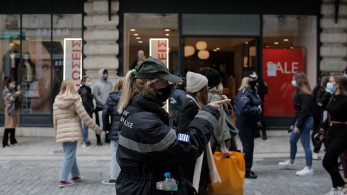 Μπαράζ ελέγχων σε όλη τη χώρα και λουκέτο 60 ημερών σε κλαμπ στο Γκάζι