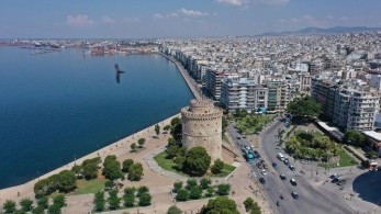 “Καλπάζει” η πανδημία: Οι περιοχές με μεγάλη δυναμική στη διασπορά του ιού