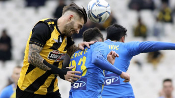 Με δυσκολία η ΑΕΚ 3-1 τον Παναιτωλικό