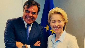 Η απίθανη Φον ντερ Λάϊεν και η σιωπή του Μαργαρίτη Σχοινά