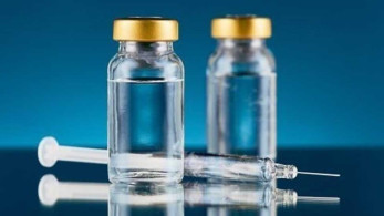 Μελέτη: Εμβόλια Moderna vs Pfizer “σημειώσατε 1”