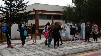 Κορωνοϊός: Ανεμβολίαστοι γονείς, περισσότερα κρούσματα στα σχολεία