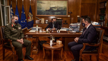 Μνημόνιο Συνεργασίας μεταξύ του Ταμείου Εθνικής Αμύνης (ΤΕΘΑ) και του Δήμου Ναυπλιέων παρουσία Παναγιωτόπουλου