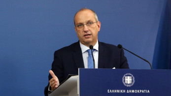 Οικονόμου κατά Τσίπρα: Με αυτό που προτείνει τα σχολεία δεν θα λειτουργούν