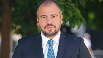 Εξιτήριο για τον Φίλιππο Φόρτωμα: “Εμβολιαστείτε” προτρέπει τους πολίτες 
