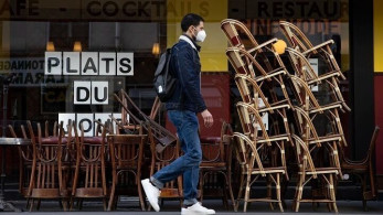 Γαλλία: Nέα μέτρα εξετάζει η κυβέρνηση-“Καλπάζει” η Omicron