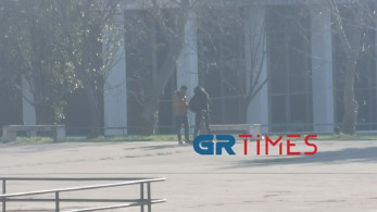 Διακίνηση ναρκωτικών μέρα μεσημέρι στο ΑΠΘ – Βίντεο ντοκουμέντο