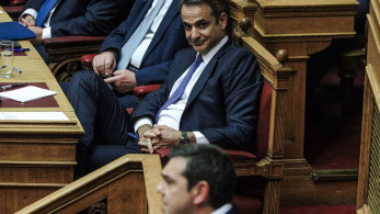 Νίκος Γ. Σακελλαρόπουλος: Δυο διαφορετικοί κόσμοι