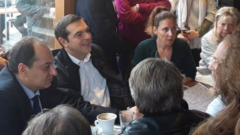 Τσίπρας σε πυρόπληκτη στο Μάτι: Και να έπαιρνες τα 2.000 ευρώ, θα τα σπατάλαγες! (vid)