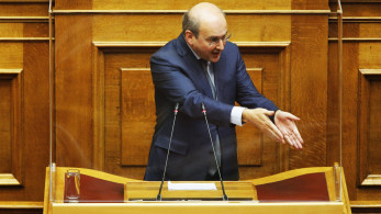Χατζηδάκης κατά ΣΥΡΙΖΑ: Εσείς υπερασπίζεστε τις μειοψηφίες στον ΕΦΚΑ, εμείς τους ανυπεράσπιστους πολίτες