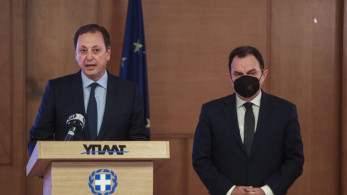 Σε συγκινησιακά φορτισμένο κλίμα η παράδοση-παραλαβή στο Υπουργείο Αγροτικής Ανάπτυξης και Τροφίμων