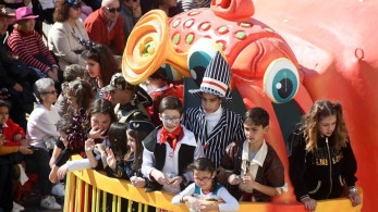 Σε καρναβαλικούς ρυθμούς η Πάτρα, αλλά με περιορισμούς