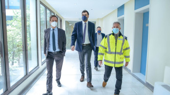 Στον Πειραιά αντιπροσωπεία της ΝΔ – Μαρινάκης: Η πόλη κάνει άλματα προς το μέλλον