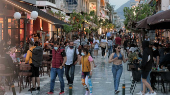 Κορωνοϊός: Με άρση των περιοριστών μέτρων ο δρόμος προς το καλοκαίρι