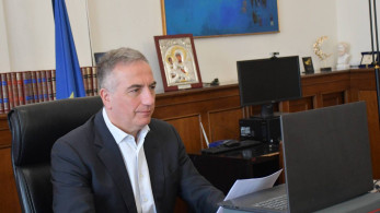 Επέστρεψε στο γραφείο ο Καλαφάτης