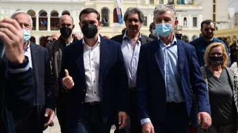 Πρόωρο πρωταπριλιάτικο η «κοσμοσυρροή» για τον Αλέξη Τσίπρα (pic)