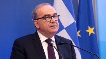 Παπαθανάσης: Η ρήτρα αναπροσαρμογής καταργείται τον Ιούλιο