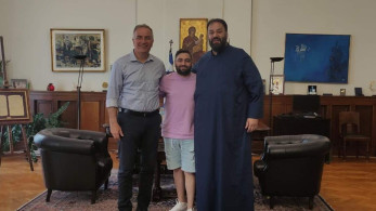 Το μήνυμα ενός νεαρού Ρομά που συγκίνησε τον Καλαφάτη