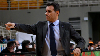 Προπονητής της Φενέρμπαχτσε είναι επίσημα ο Δημήτρης Ιτούδης