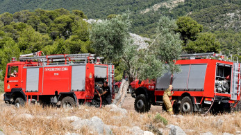 Υπό μερικό έλεγχο η φωτιά στη Ναύπακτο
